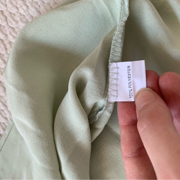 Sea foam Green Cropped Tank Top - Picture 4 of 5